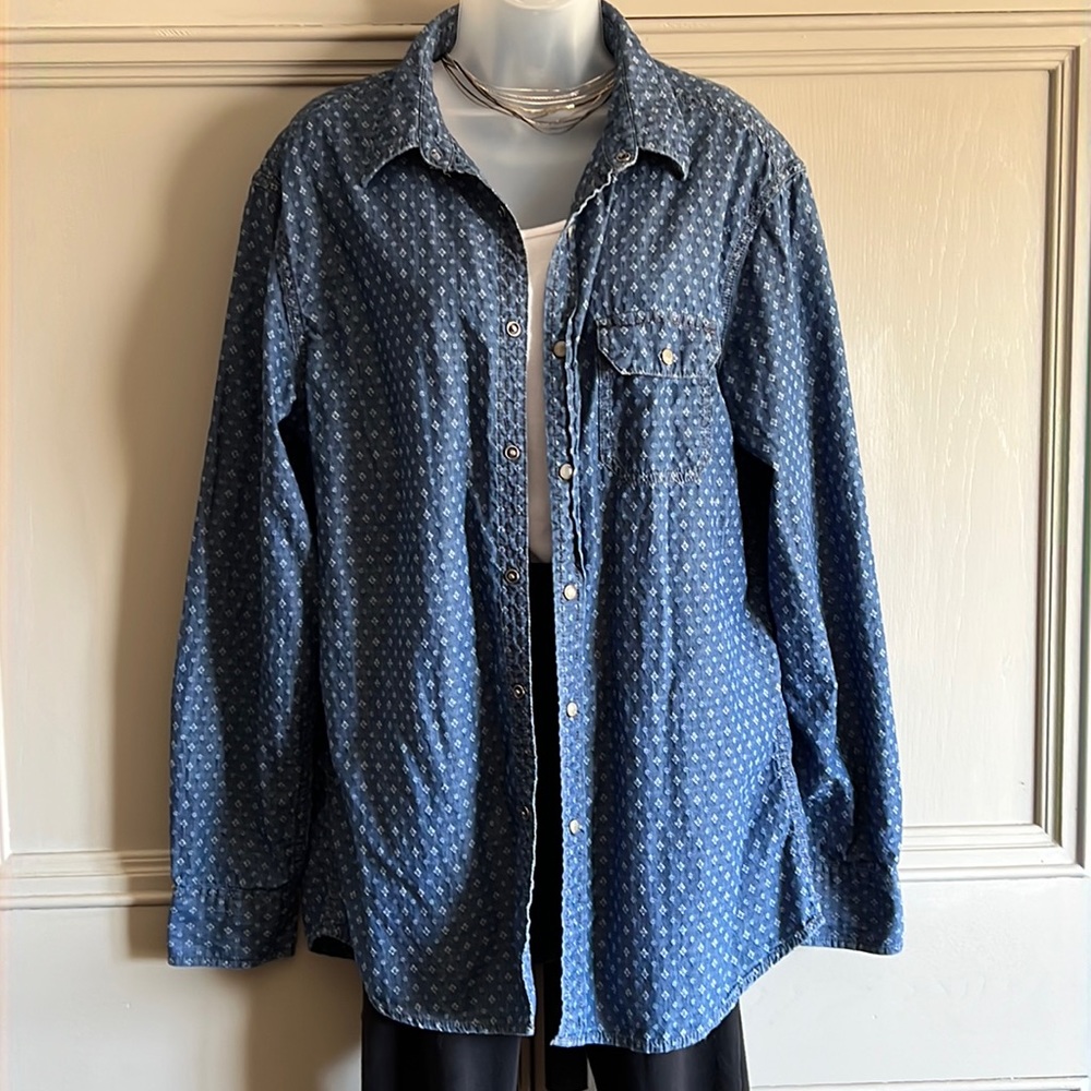 Tre Vero Blue Denim Buttondown Shirt - Large